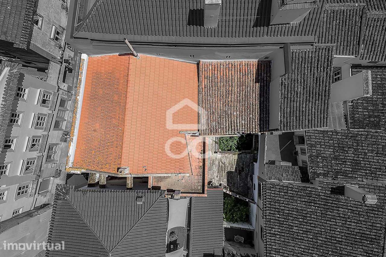 Prédio c/ Espaço Comercial, Moradia T3 e Espaços Exteriores | Centro H - Grande imagem: 5/55