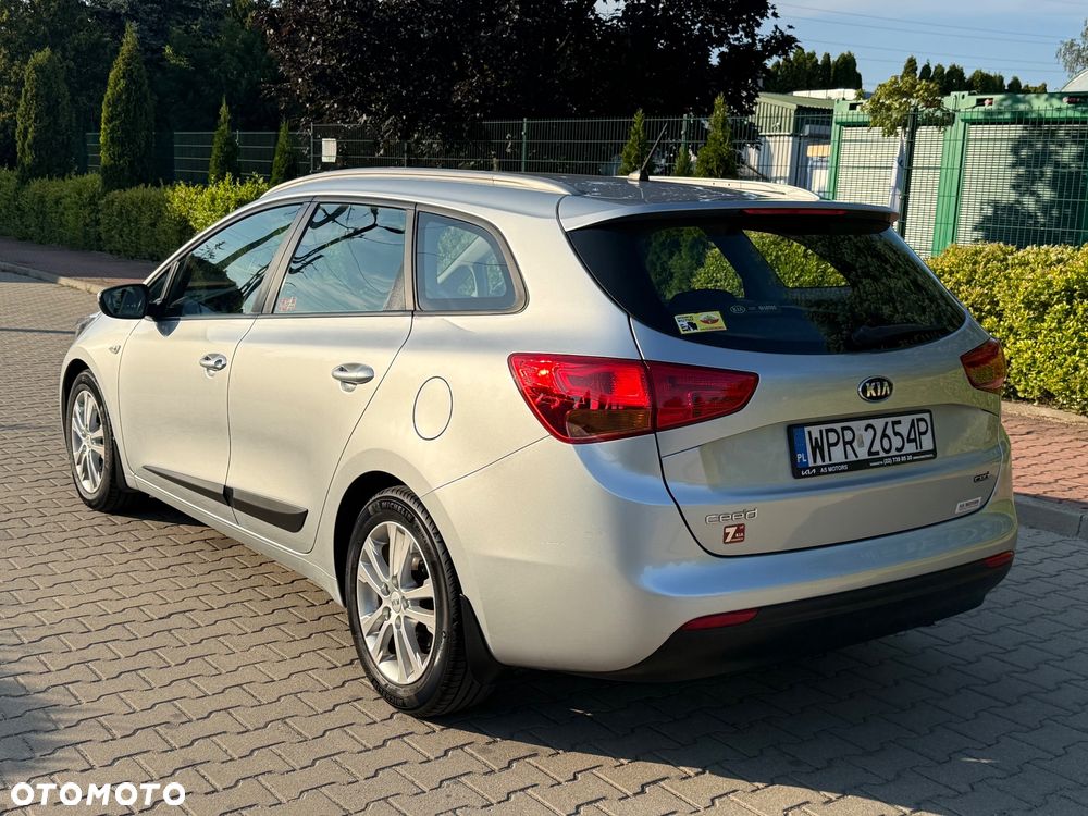 Kia Ceed 1.6 CRDi M - 7