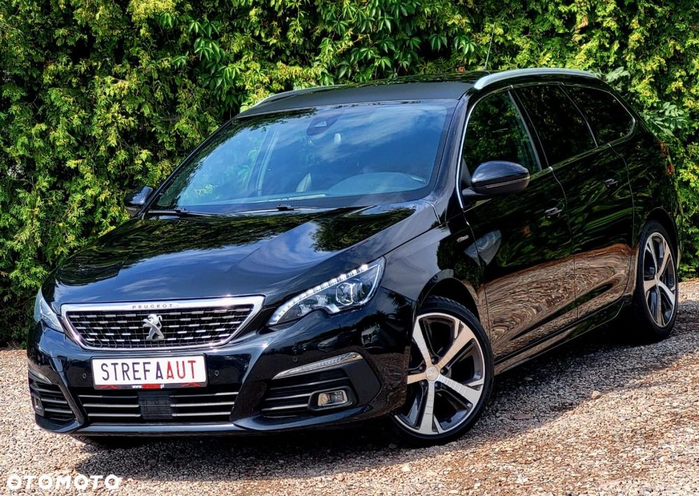 Peugeot 308 - 1