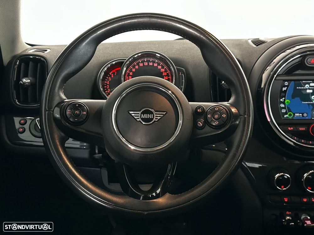 MINI Countryman One - 18