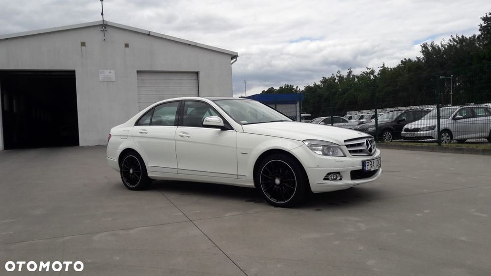 Mercedes-Benz Klasa C 220 CDI Avantgarde - 13