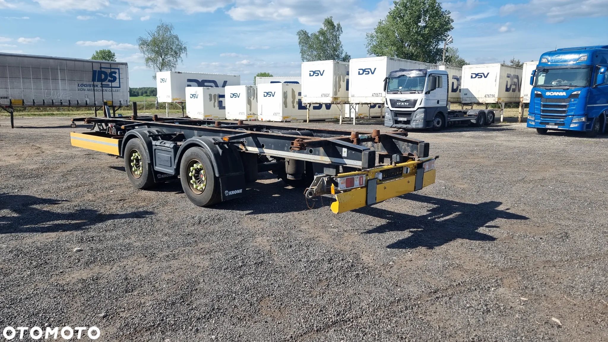 Krone 15.500zł netto TANDEM BDF 7.45-7.80m KRONE DHL/DACHSER/DPD DOLNY ZACZEP  2015ROK OPONY 445/45R19.5 80% HAMULCE TARCZOWE osie BPW ECO PLUS MOŻLIWOŚĆ TRANSPORTU - 1
