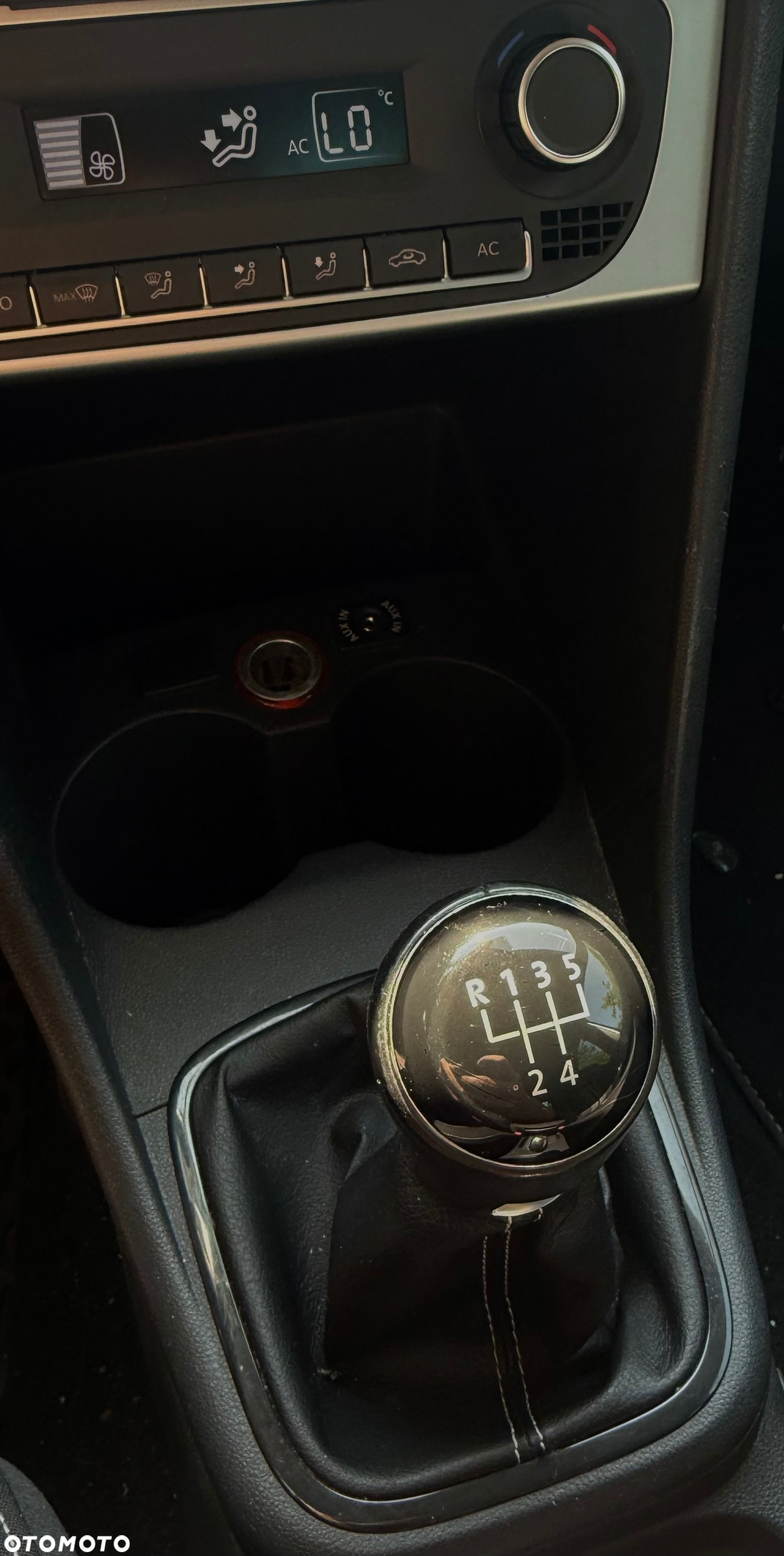 Volkswagen Polo - 30