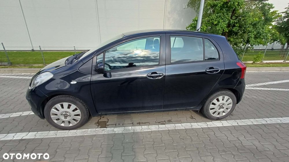 Toyota Yaris 1.3 Luna - 5