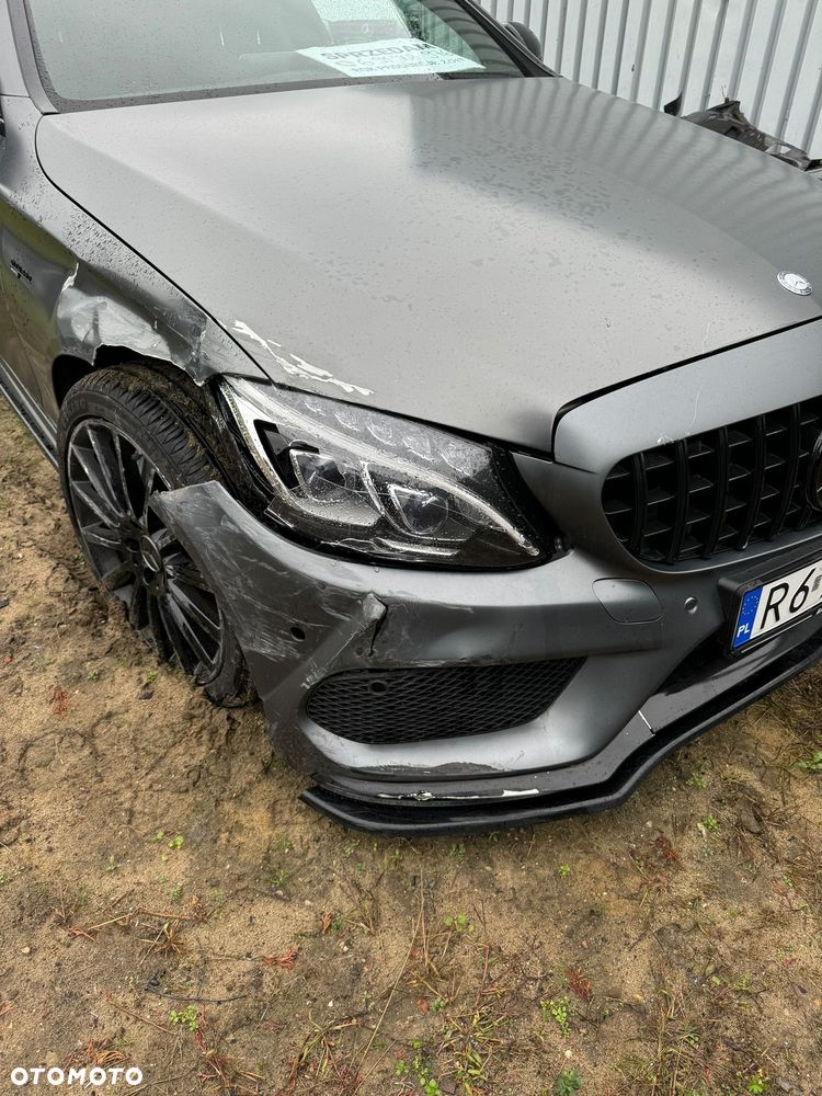 Mercedes-Benz Klasa C AMG 43 Coupe 4Matic 9G-TRONIC Night Edition - 30