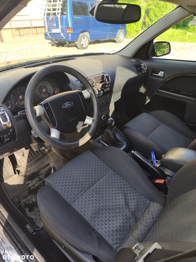 Ford Mondeo - 4