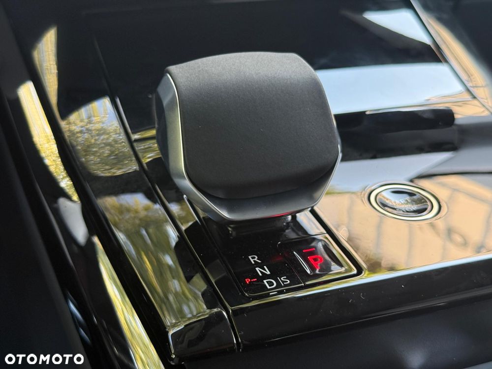 Land Rover Range Rover Sport D350 Autobiography - 8