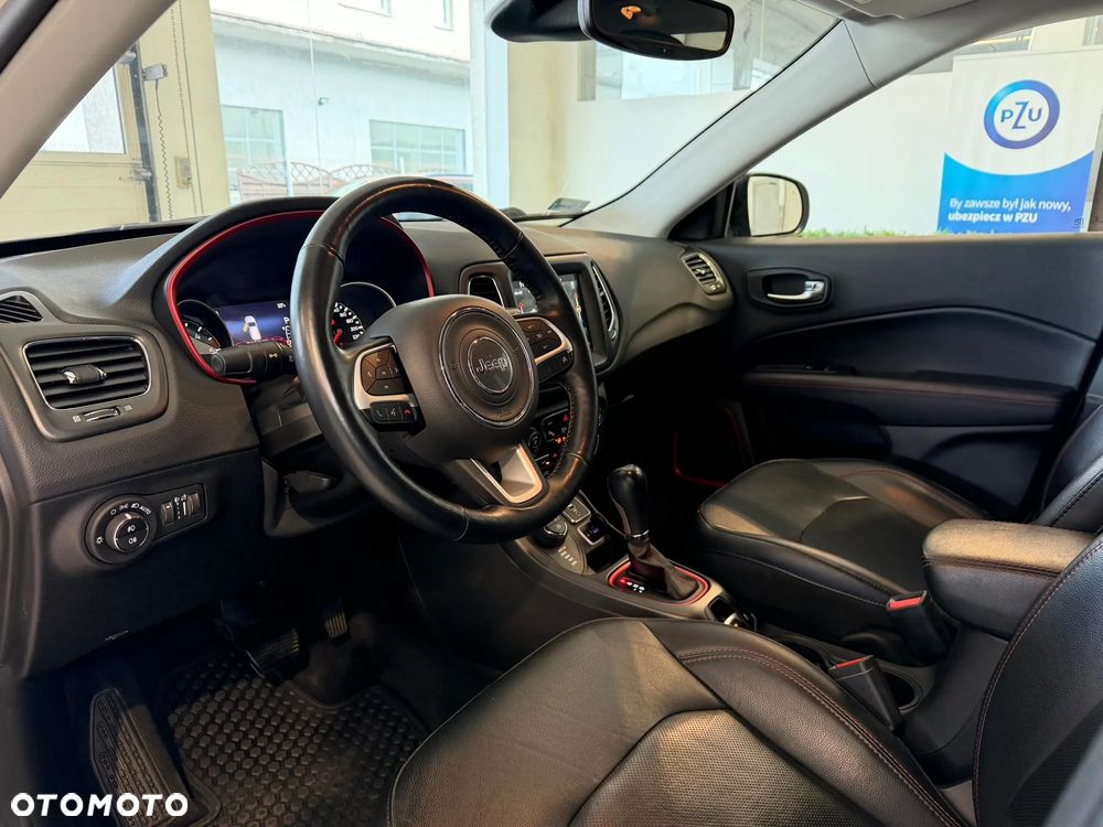 Jeep Compass 2.0 MJD Trailhawk 4WD S&S - 10