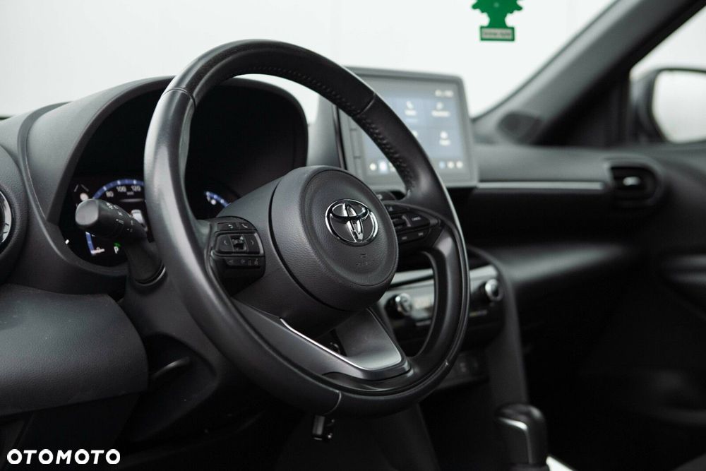 Toyota Yaris Cross - 19