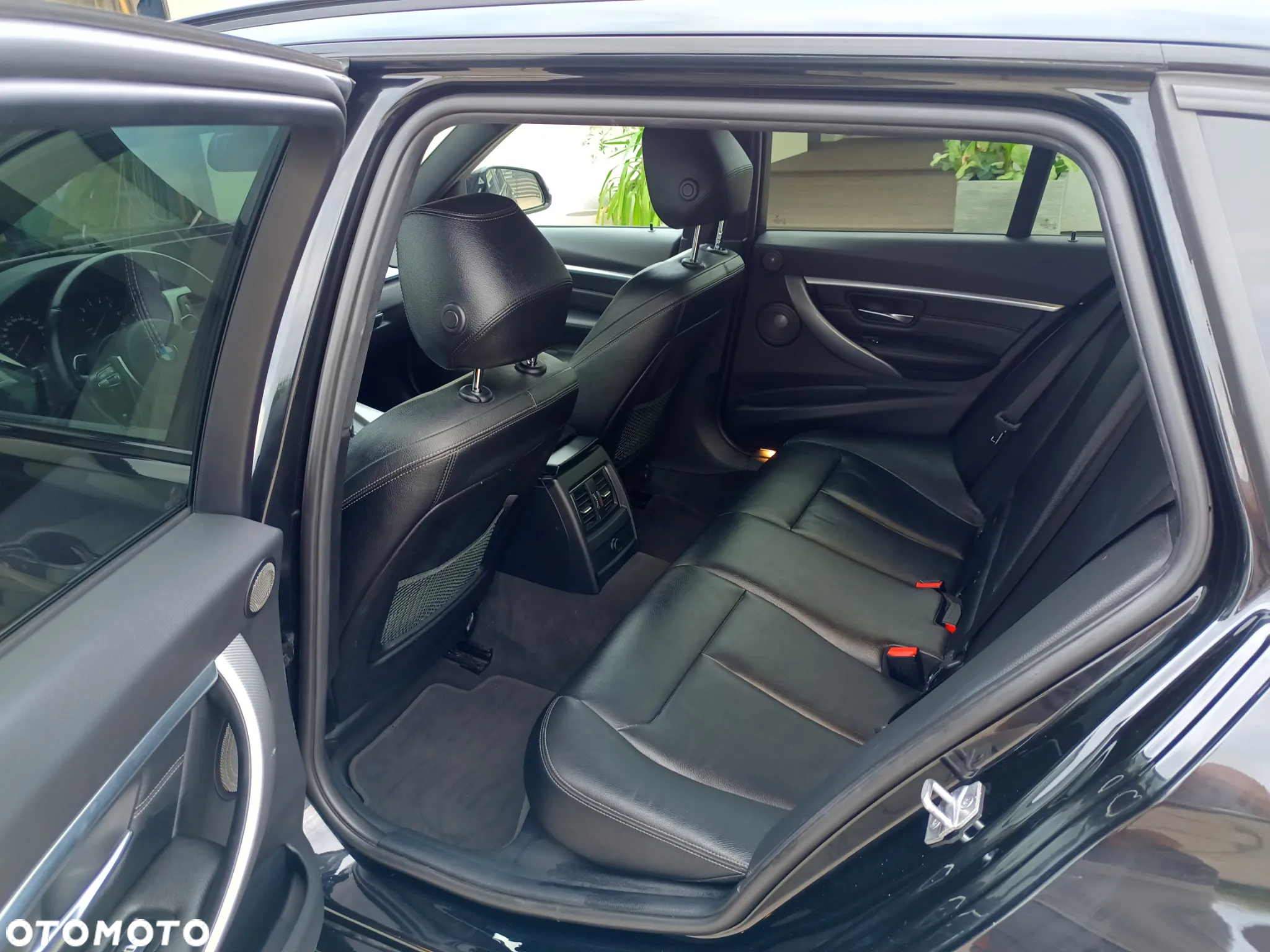 BMW Seria 3 340i GPF M Sport Shadow - 15