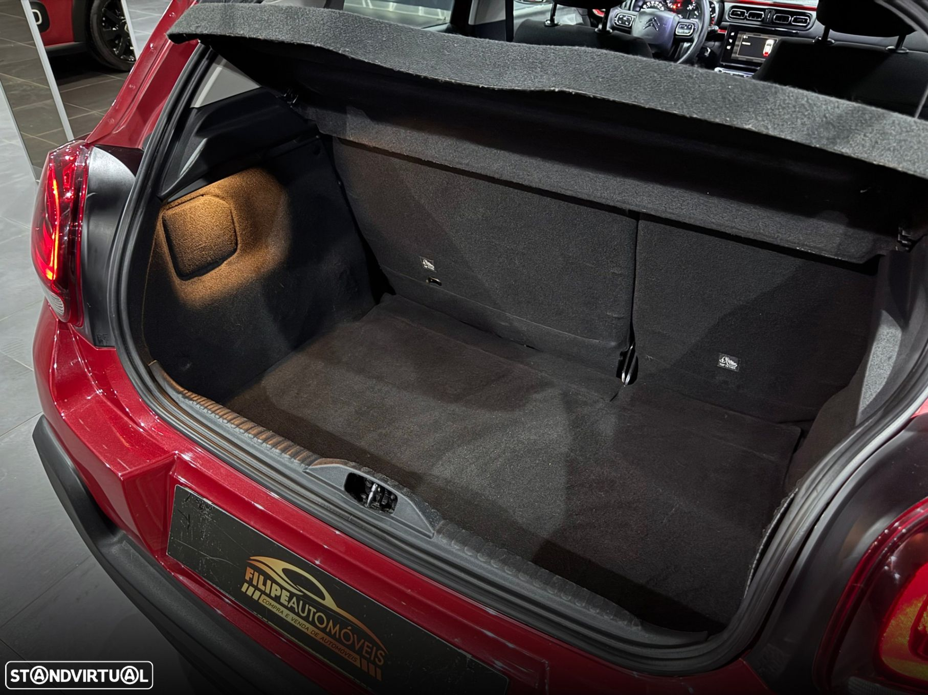 Citroën C3 1.2 PureTech Shine - 36