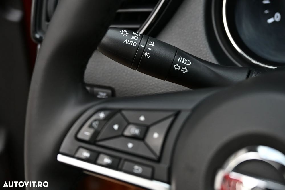 Nissan X-Trail 2.0 dCi ALL-MODE 4x4i Xtronic Tekna - 23