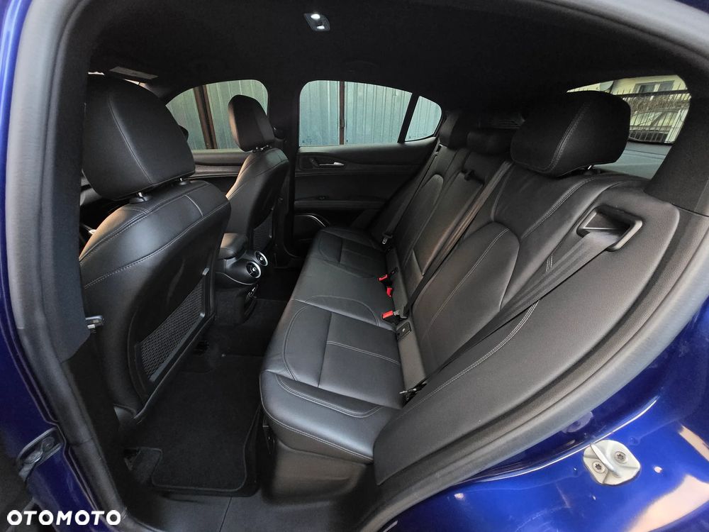 Alfa Romeo Stelvio 2.0 Turbo 16V AT8-Q4 Sprint - 27