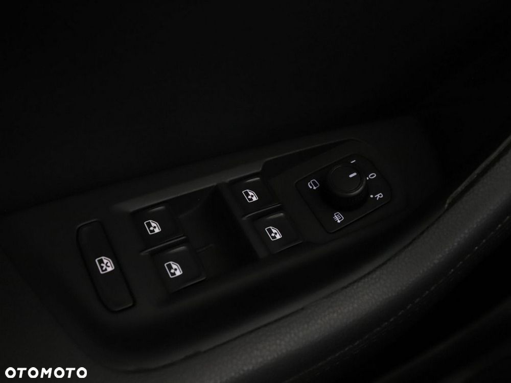 Volkswagen Passat 1.4 TSI DSG GTE - 40