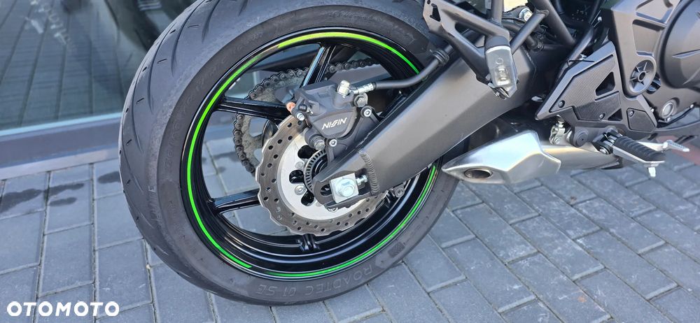 Kawasaki Versys 650 - 20