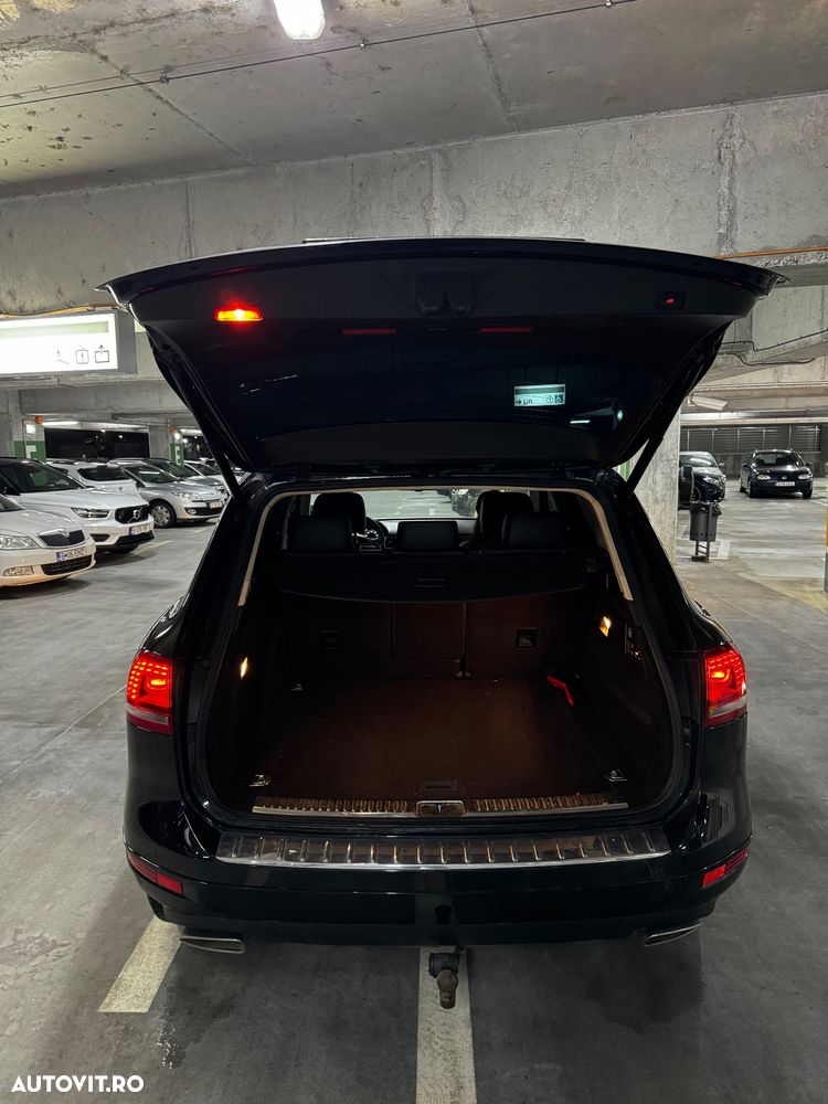 Volkswagen Touareg 3.0 V6 TDI BMT - 11