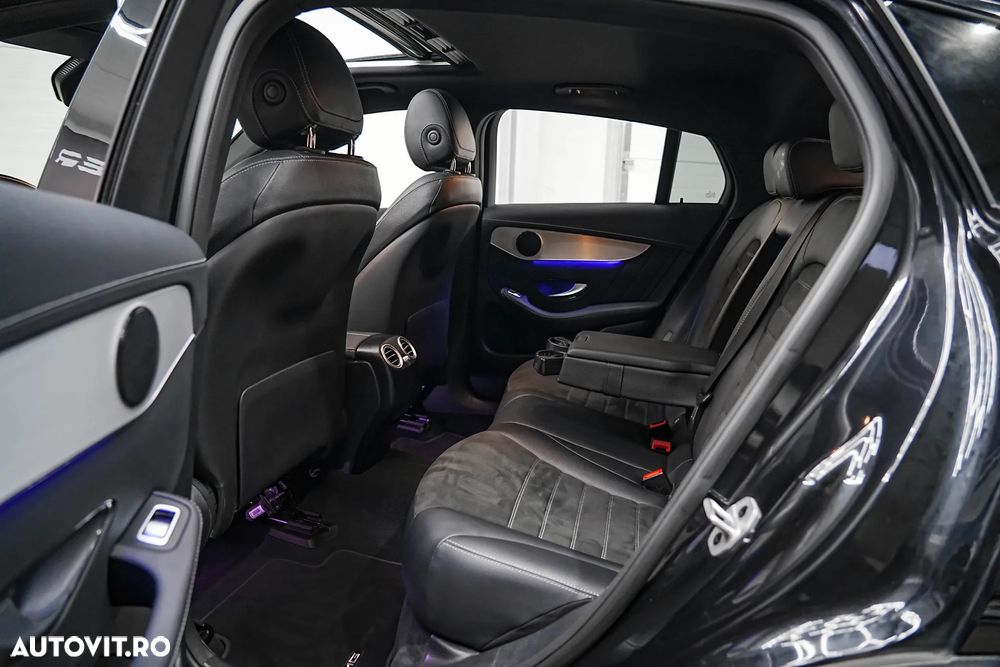 Mercedes-Benz GLC Coupe 300 e 4Matic 9G-TRONIC Edition AMG Line - 8