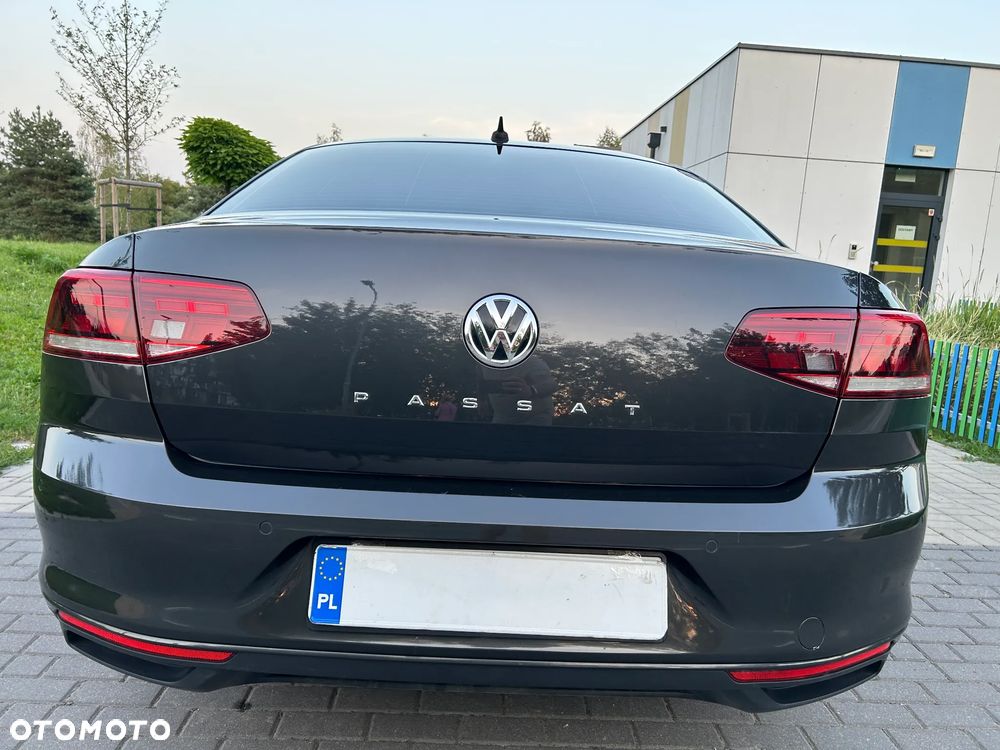 Volkswagen Passat 1.5 TSI EVO Essence DSG - 8