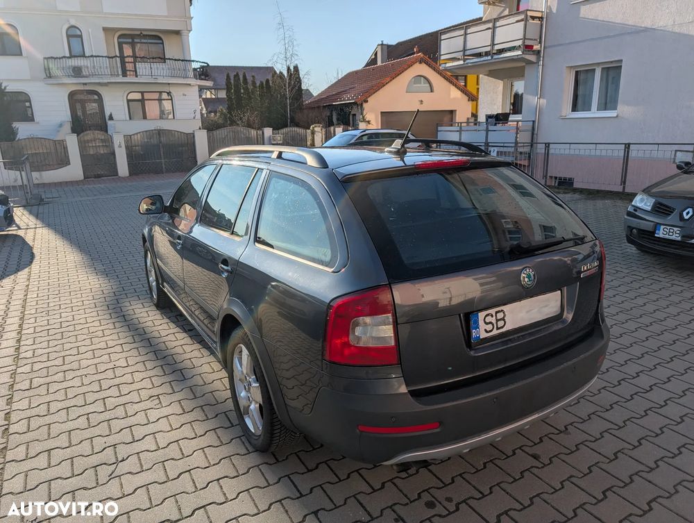 Skoda Octavia 2.0 TDI DPF Elegance 4x4 - 3