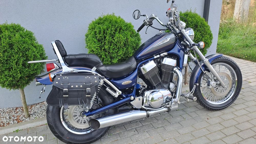 Suzuki Intruder - 4