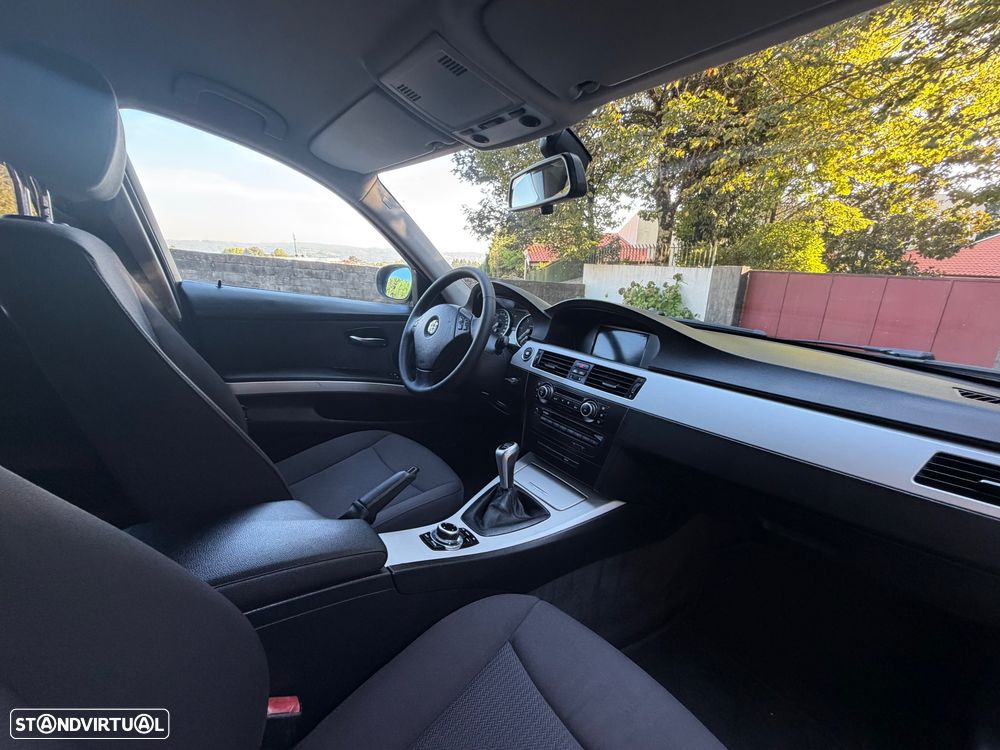 BMW 318 d DPF Edition Sport - 19