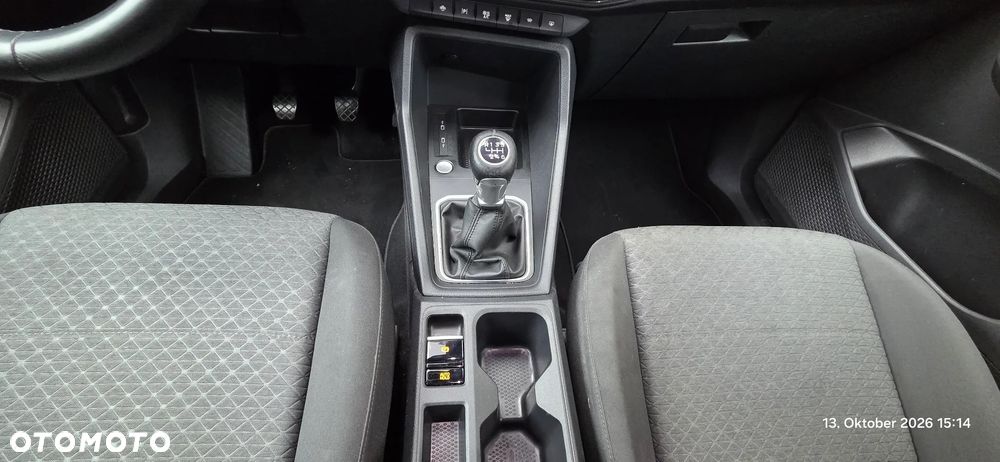 Ford Tourneo Connect - 17