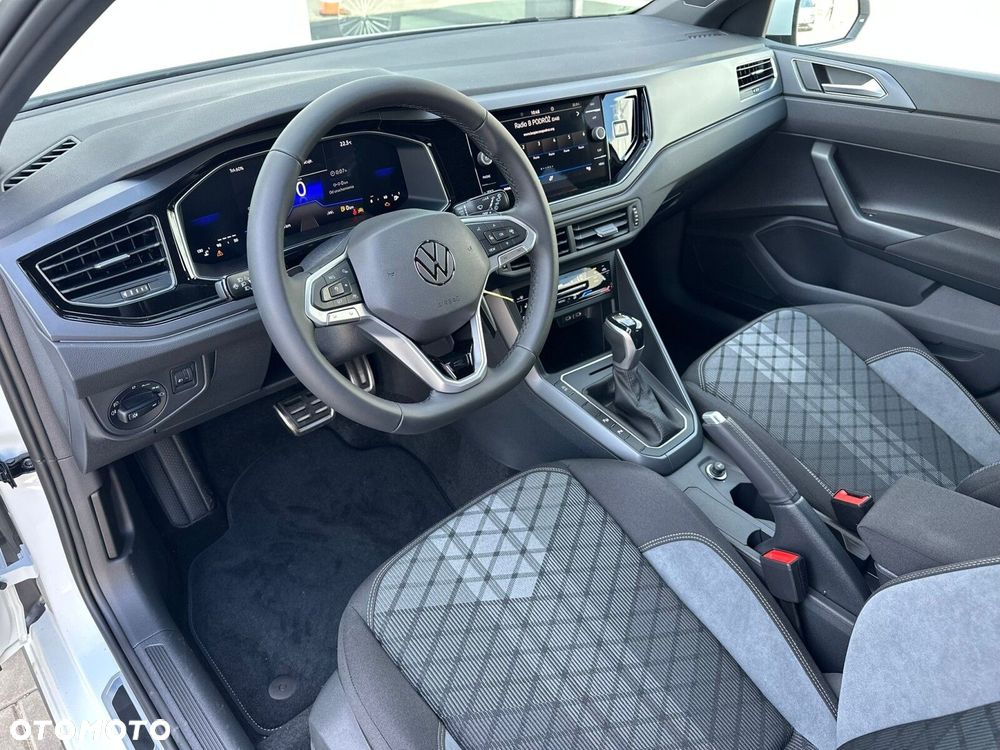 Volkswagen Polo 1.0 TSI R-Line Plus DSG - 11