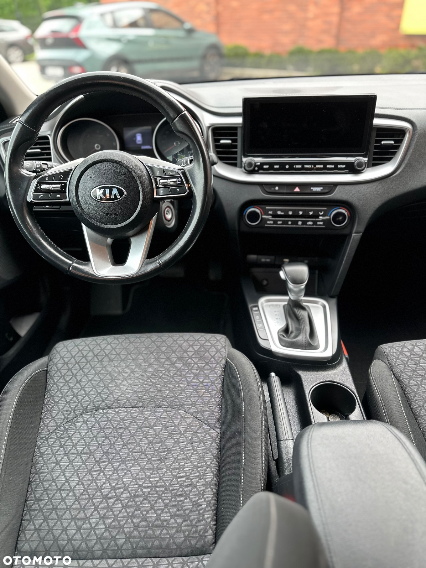 Kia Ceed 1.6 CRDi (48V Mild-Hybrid) DCT7 Spirit - 30