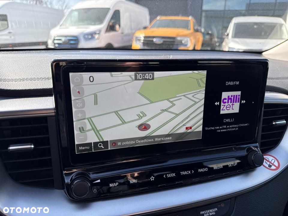 Kia Ceed - 10