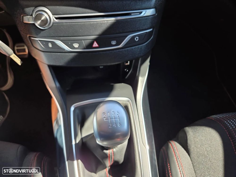 Peugeot 308 PureTech 130 Stop & Start GT-Line Edition - 19