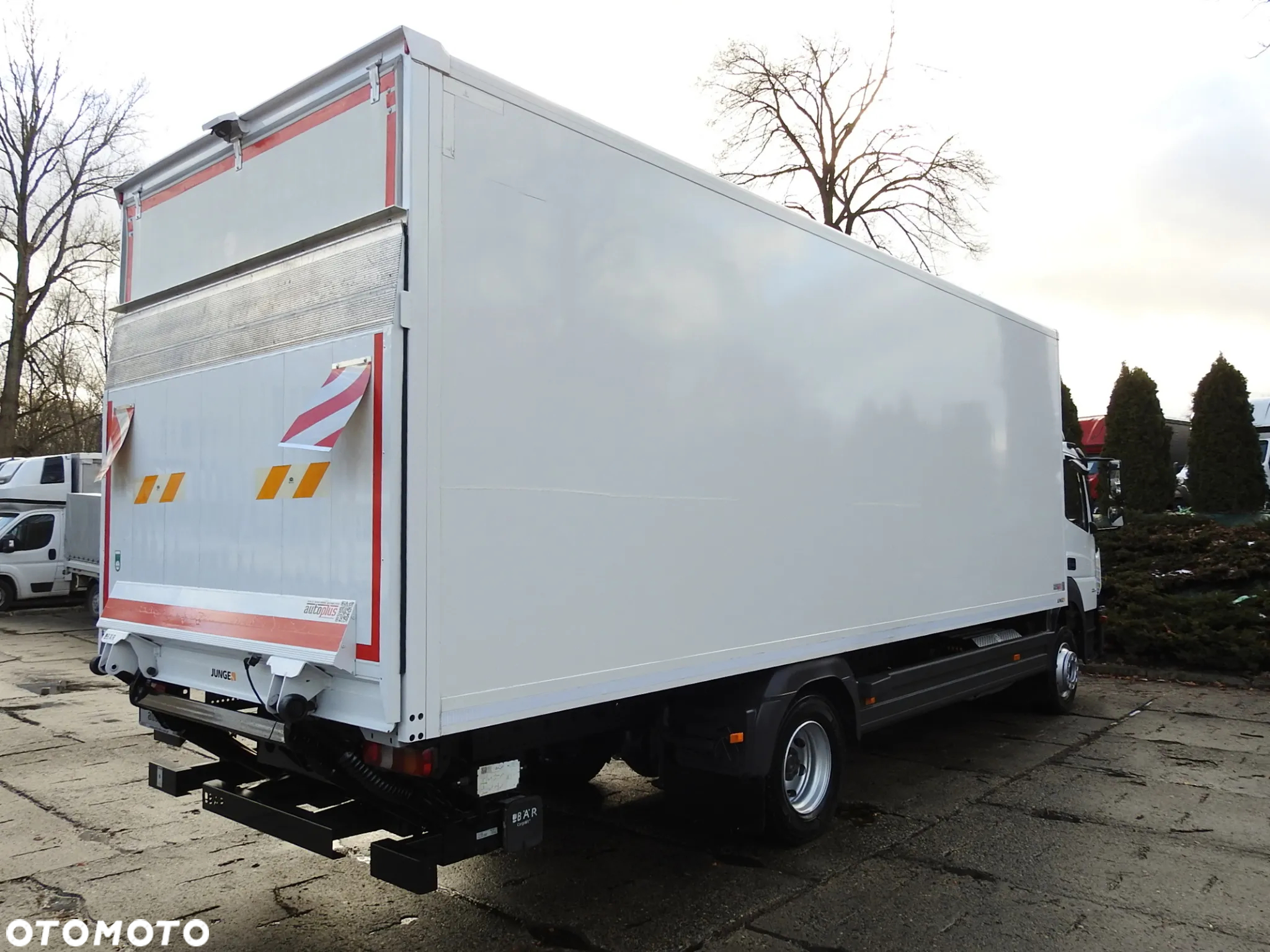 Mercedes-Benz ATEGO 12.24 KONTENER WINDA 18 PALET TEMPOMAT KLIMATYZACJA AUTOMAT BLIŹNIACZE KOŁA 7698KM [ 929526 ] - 15