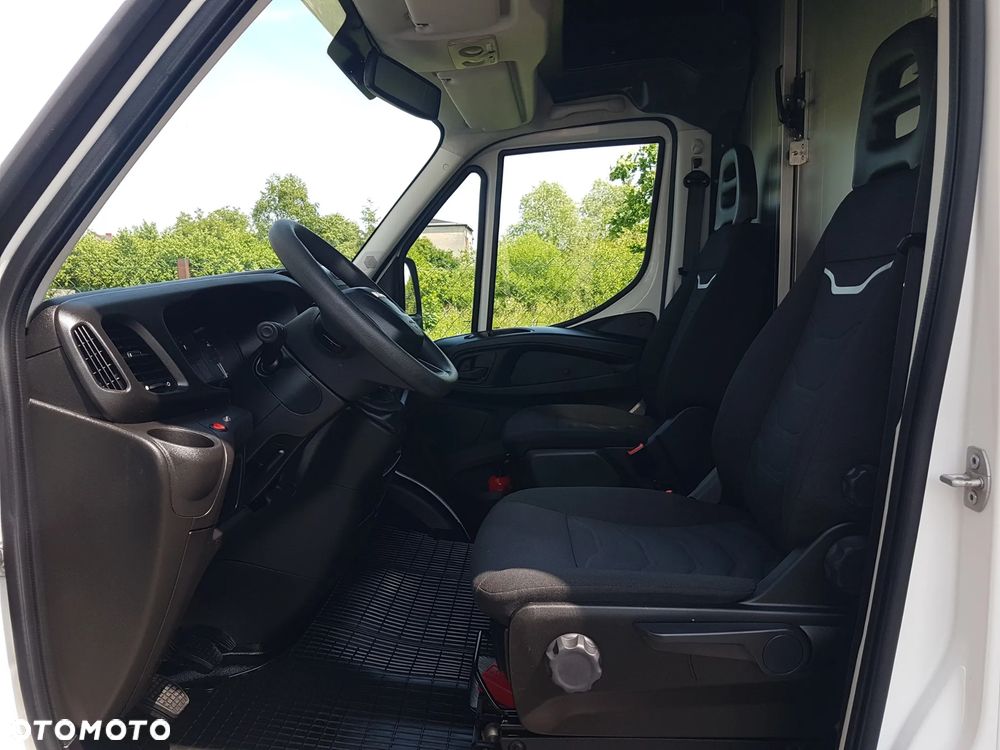 Iveco DAILY KONTENER NISKOPODŁOGOWY 4,43x2,23x2,42 SKLEP FOODTRUCK BAR KLIMA KONIOWÓZ KAMPER - 20