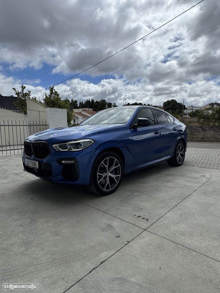 BMW X6 M50i - 1
