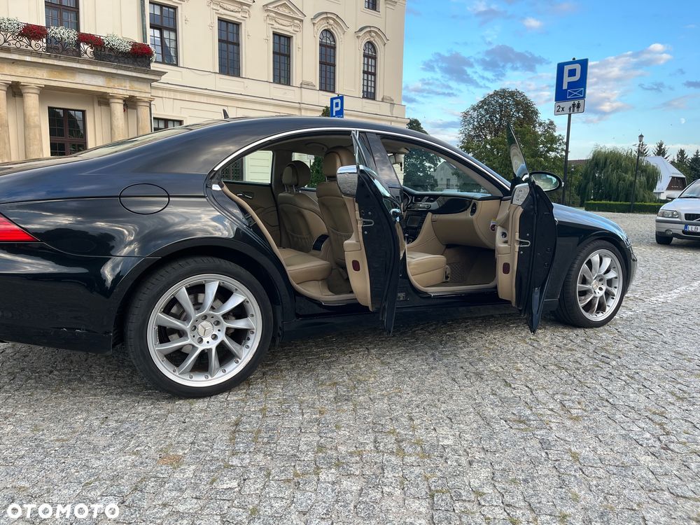 Mercedes-Benz CLS - 14