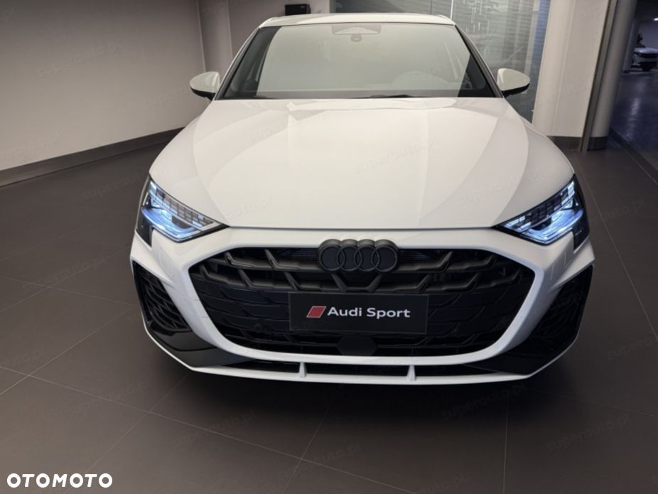 Audi A3 Sportback - 4