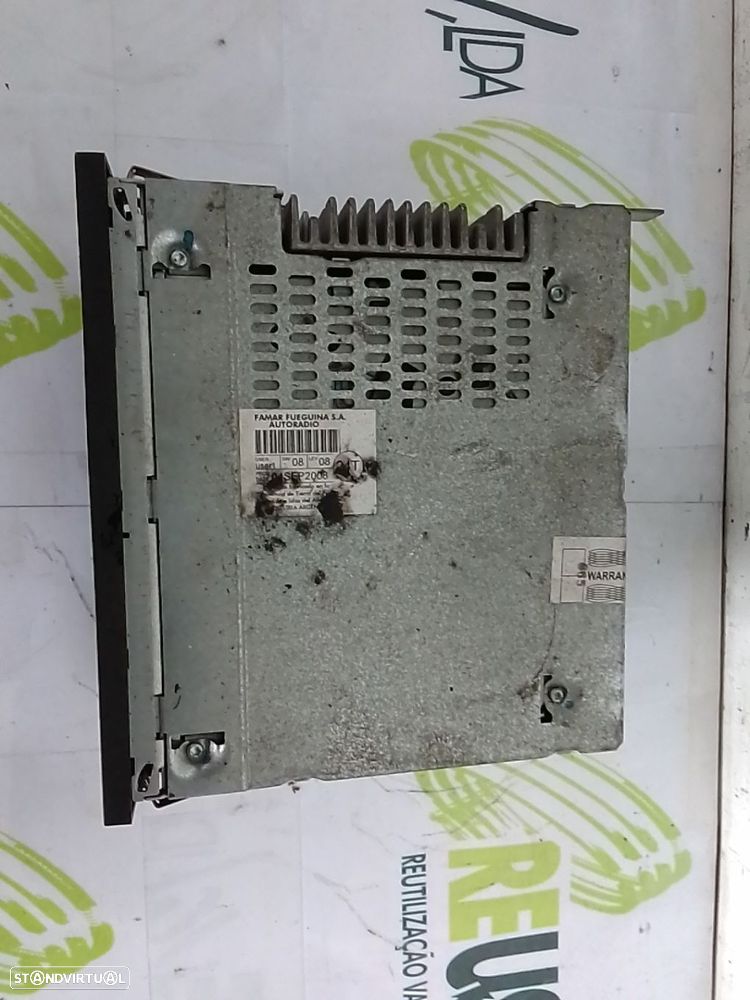 Auto-Radio Volkswagen Polo (9N_) - 2