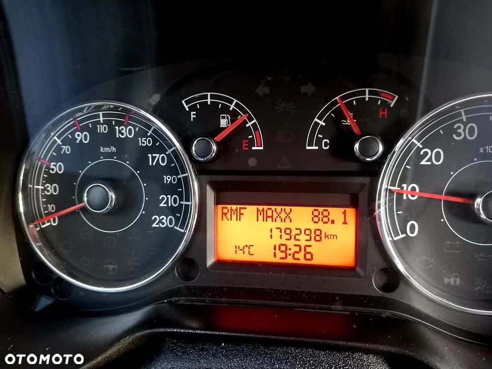 Fiat Grande Punto 1.4 8V Energy - 30