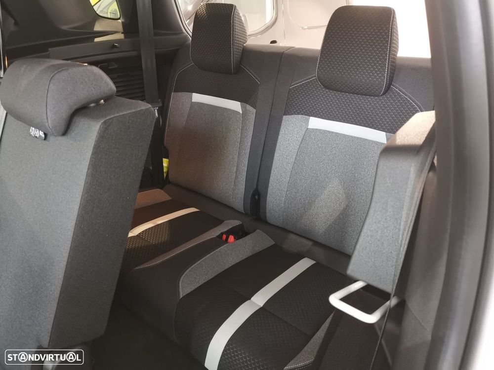 Opel Frontera - 12