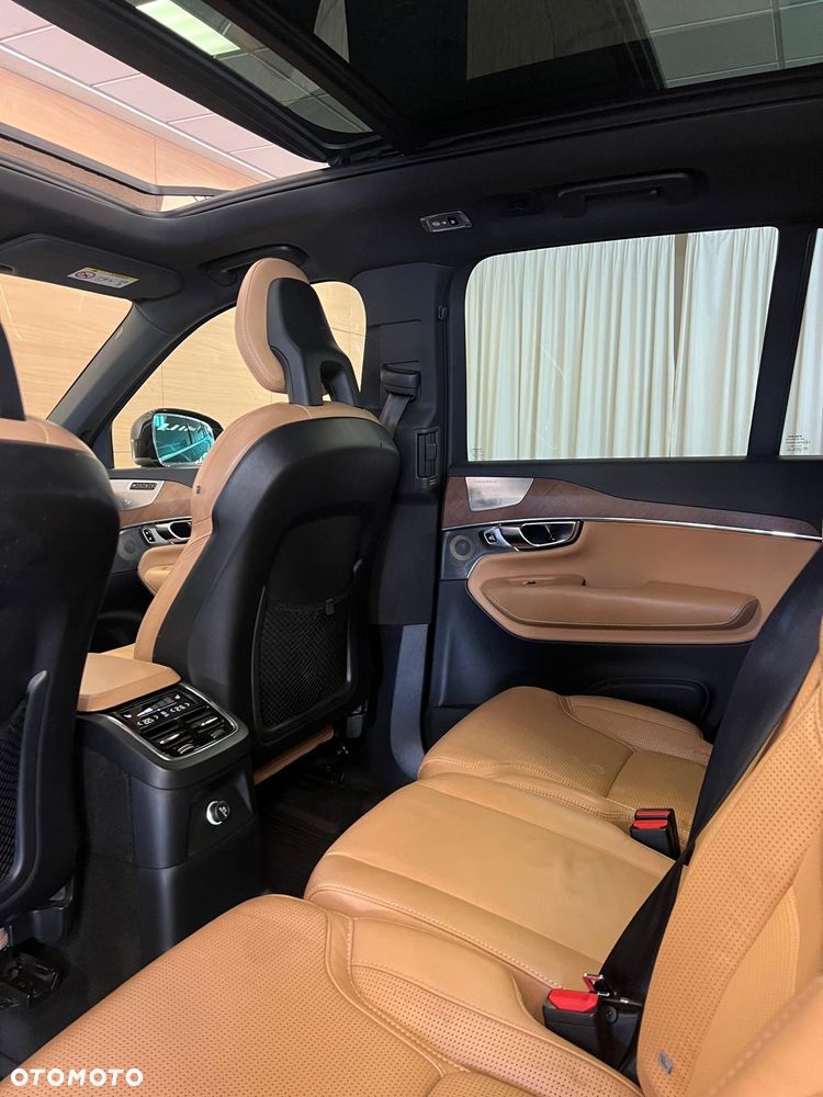 Volvo XC 90 T8 AWD Plug-In Hybrid Inscription 7os - 14
