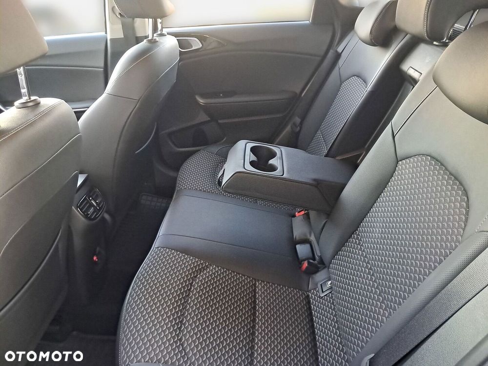 Kia Ceed 1.5 T-GDI L DCT - 31