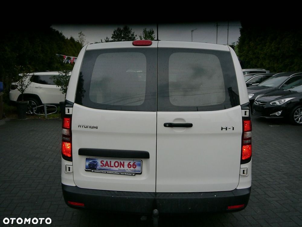 Hyundai H-1 - 18