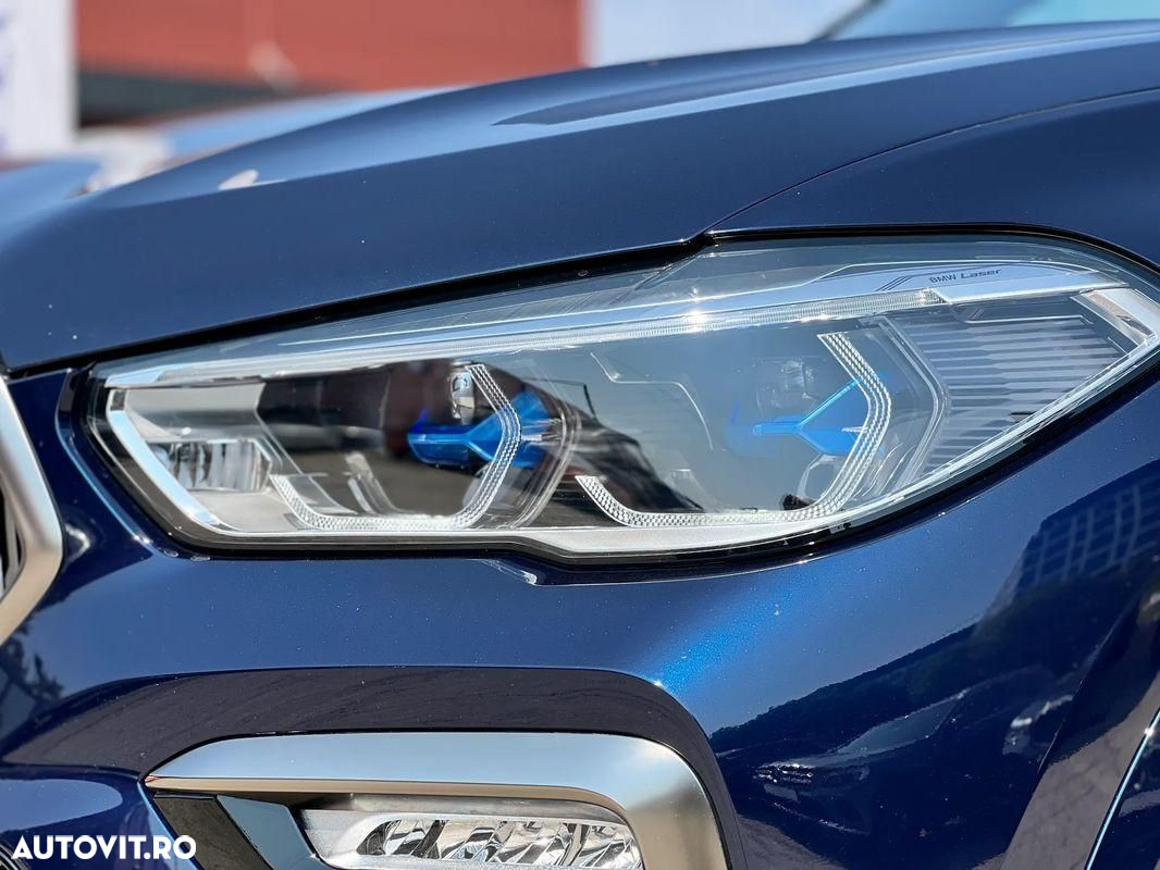 BMW X6 M M50i - 10