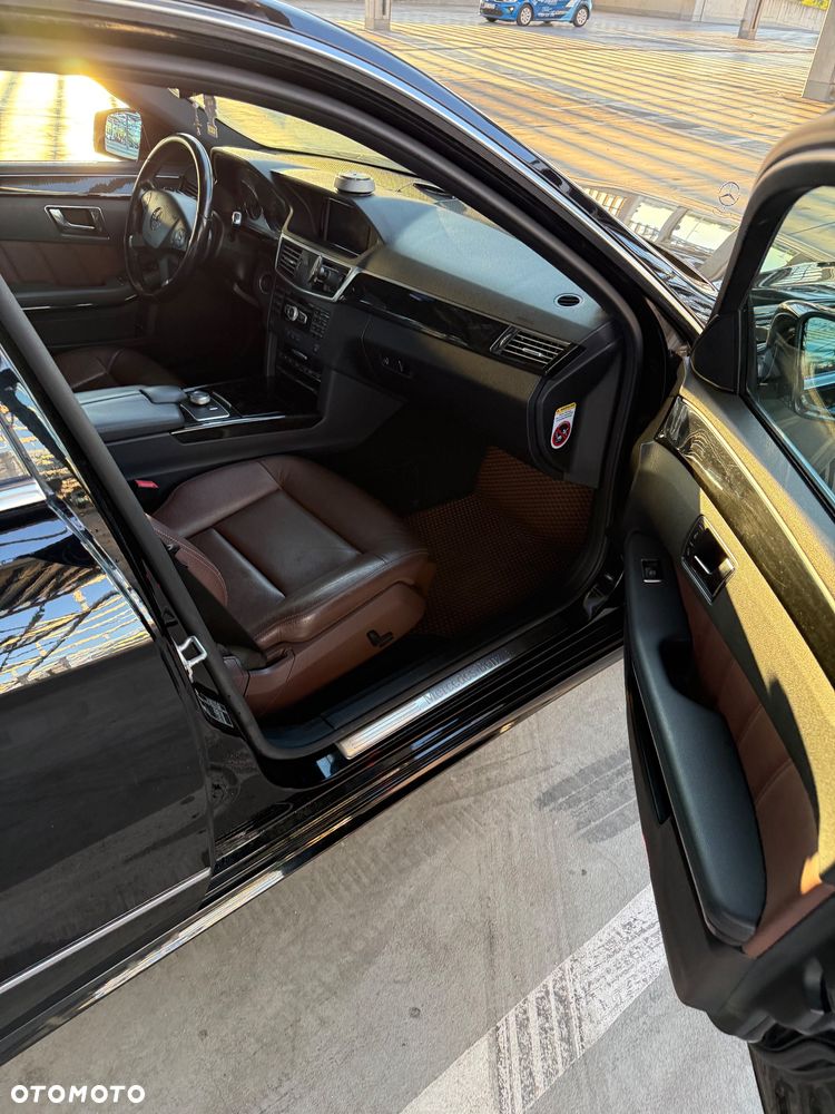 Mercedes-Benz Klasa E 250 CDI 4-Matic BlueEff Avantgarde - 18