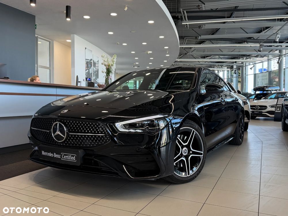 Mercedes-Benz CLA 200 AMG Line 7G-DCT - 2
