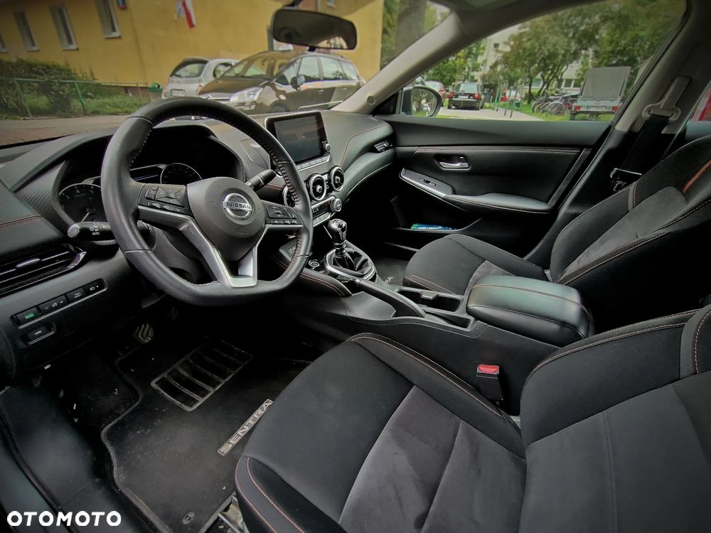 Nissan Sentra - 10