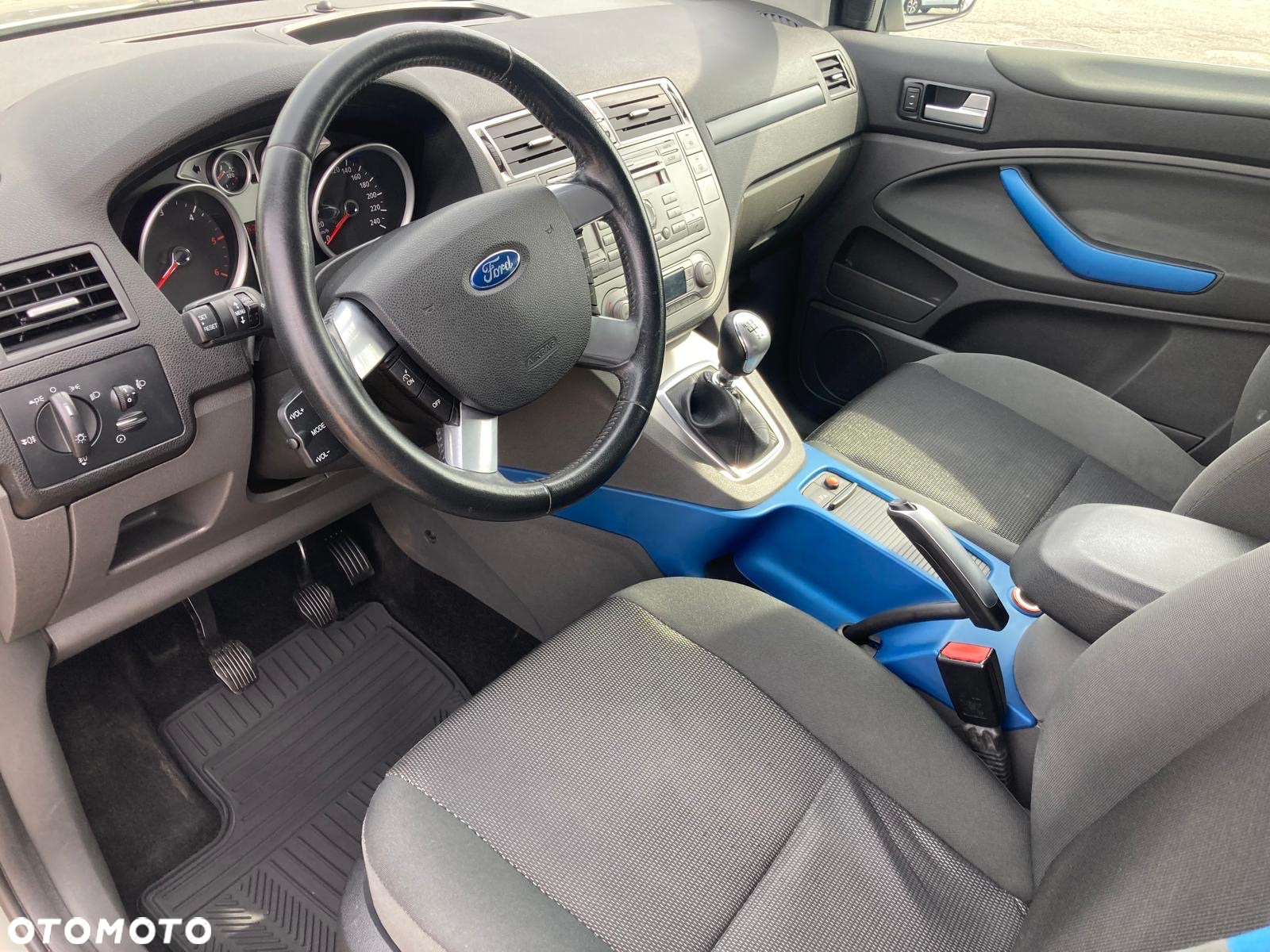 Ford Kuga 2.0 TDCi Titanium - 9