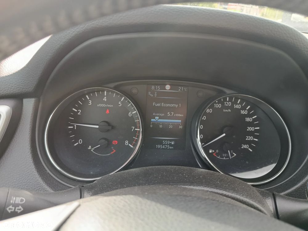 Nissan Qashqai - 8