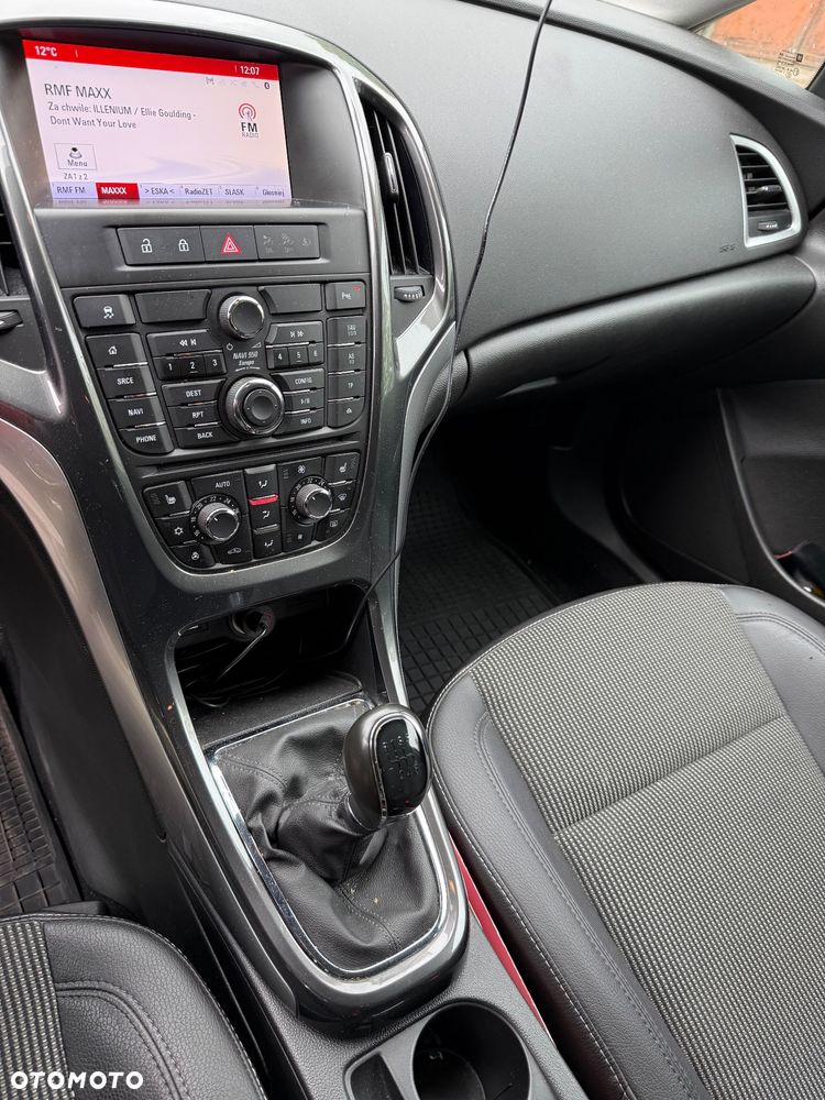 Opel Astra 1.4 Turbo Cosmo - 10
