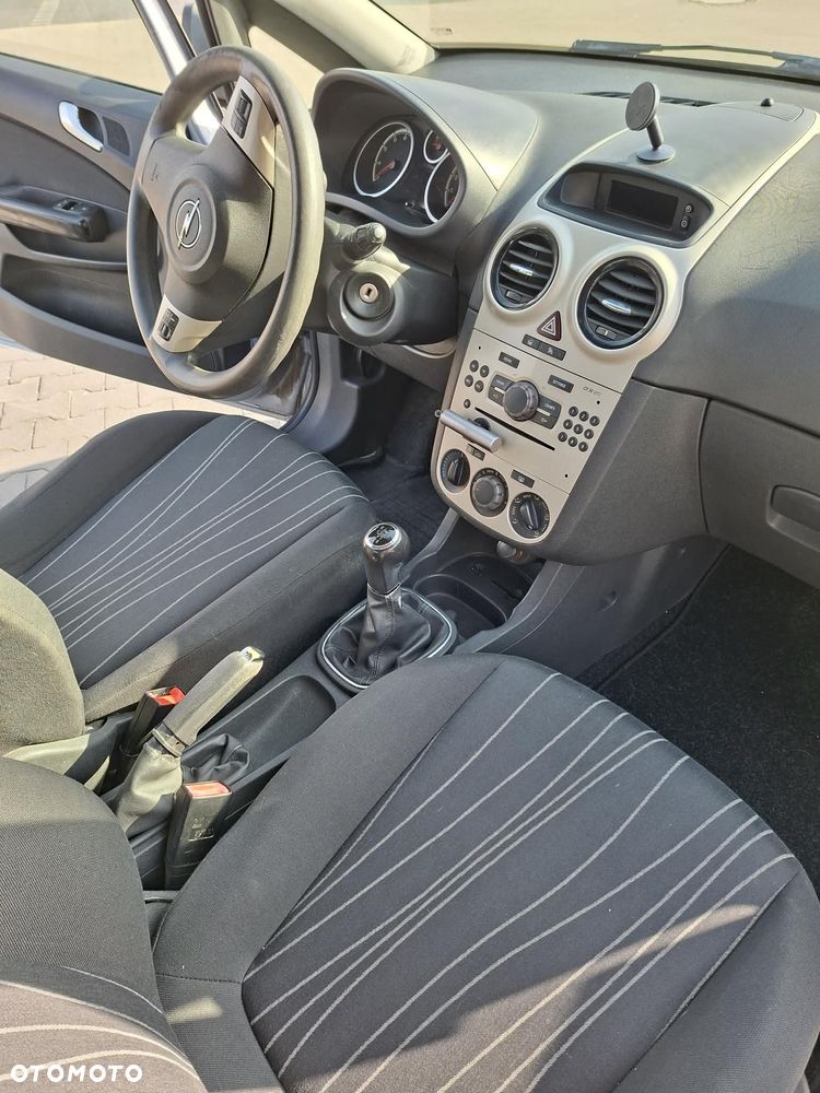 Opel Corsa - 26