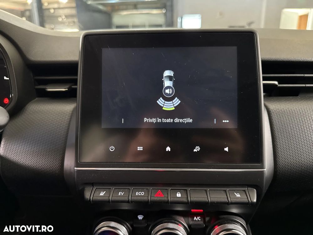 Renault Clio - 19